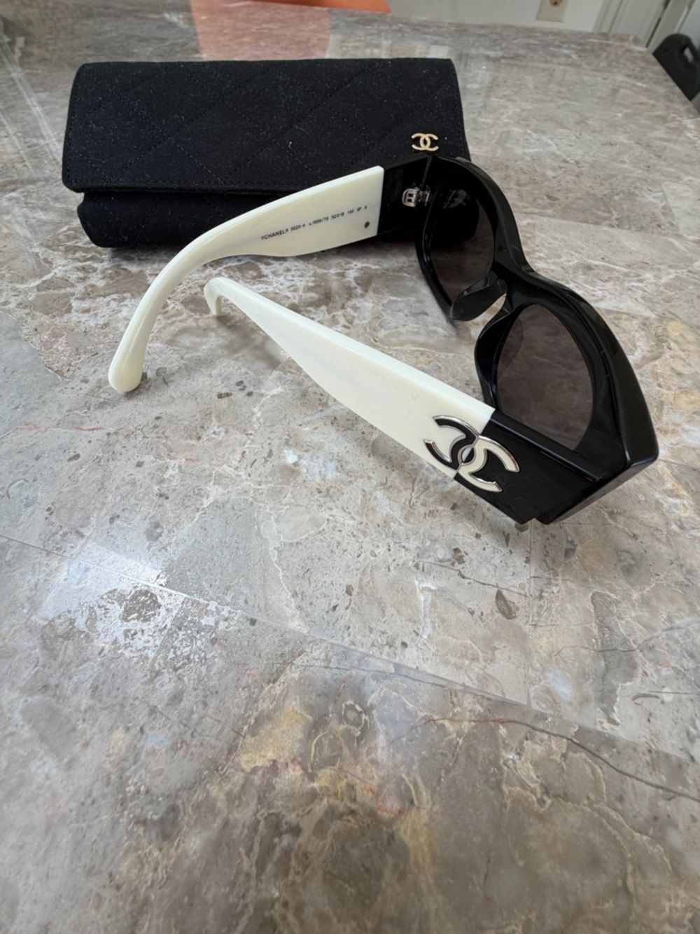 CHANEL Black & White CC Logo Rectangular Sunglasses - Picture 5 of 8